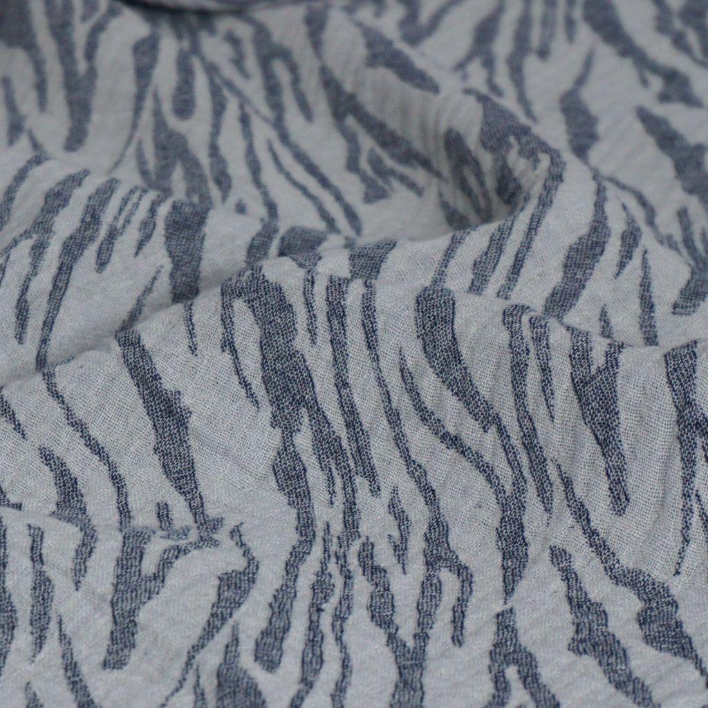 Musselin Double Gauze Jacquard Zebra blaugrau hell